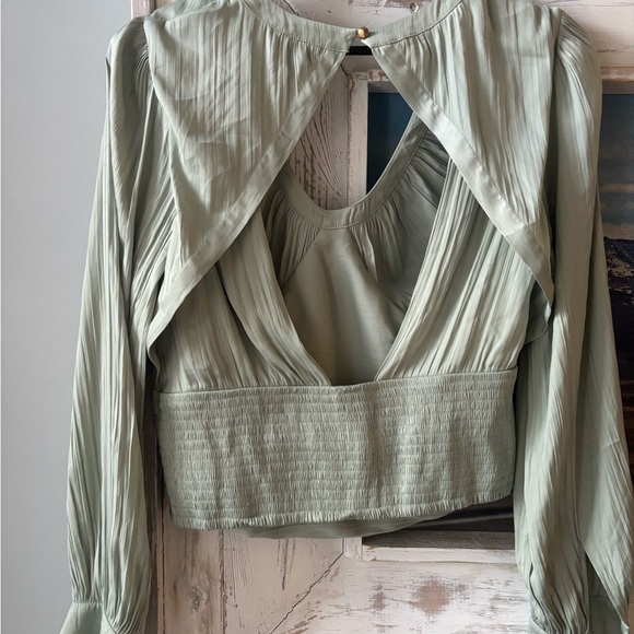 Anthropologie green cropped blouse - Picture 7 of 9